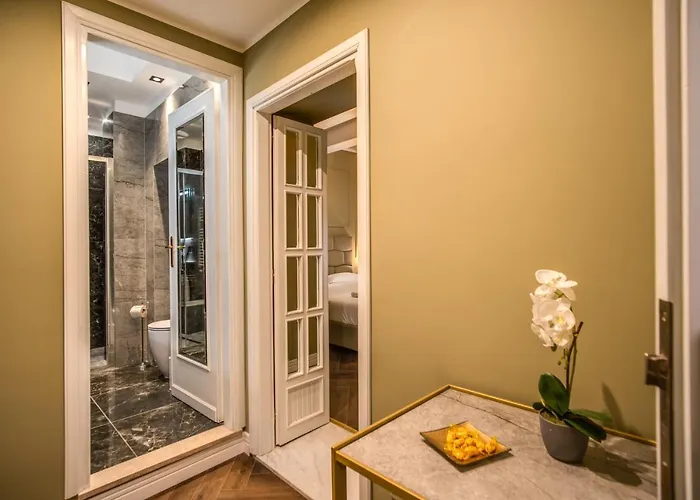 Take - Campo De Fiori - Luxury Διαμέρισμα